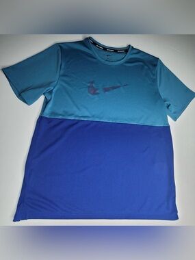 Men’s Nike Dri-FIT Wild Run Graphic Running Shirt Medium